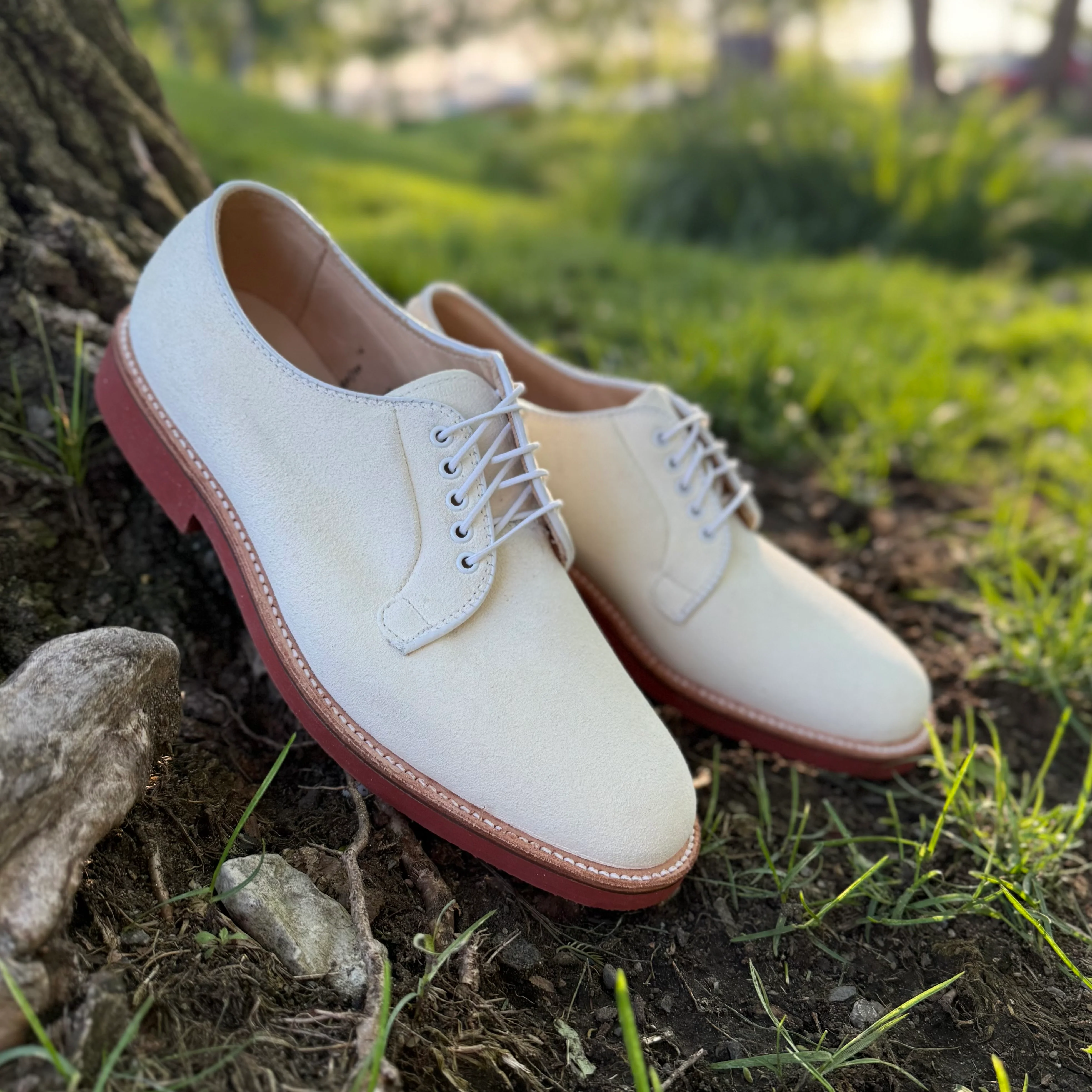 9448 - White Buck in Ivory Suede