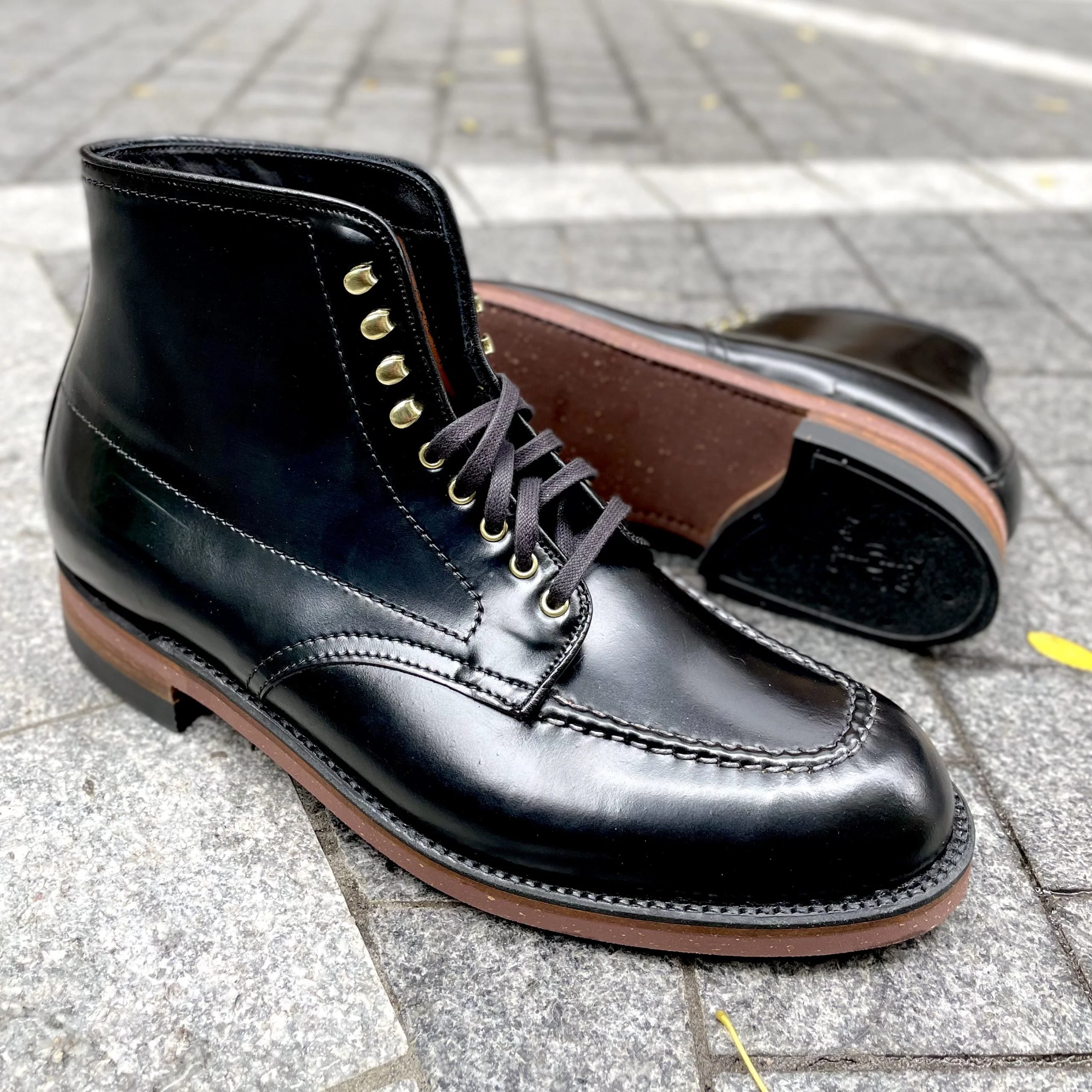 D1908H - Copake Indy Boot in Black Shell - Image 3