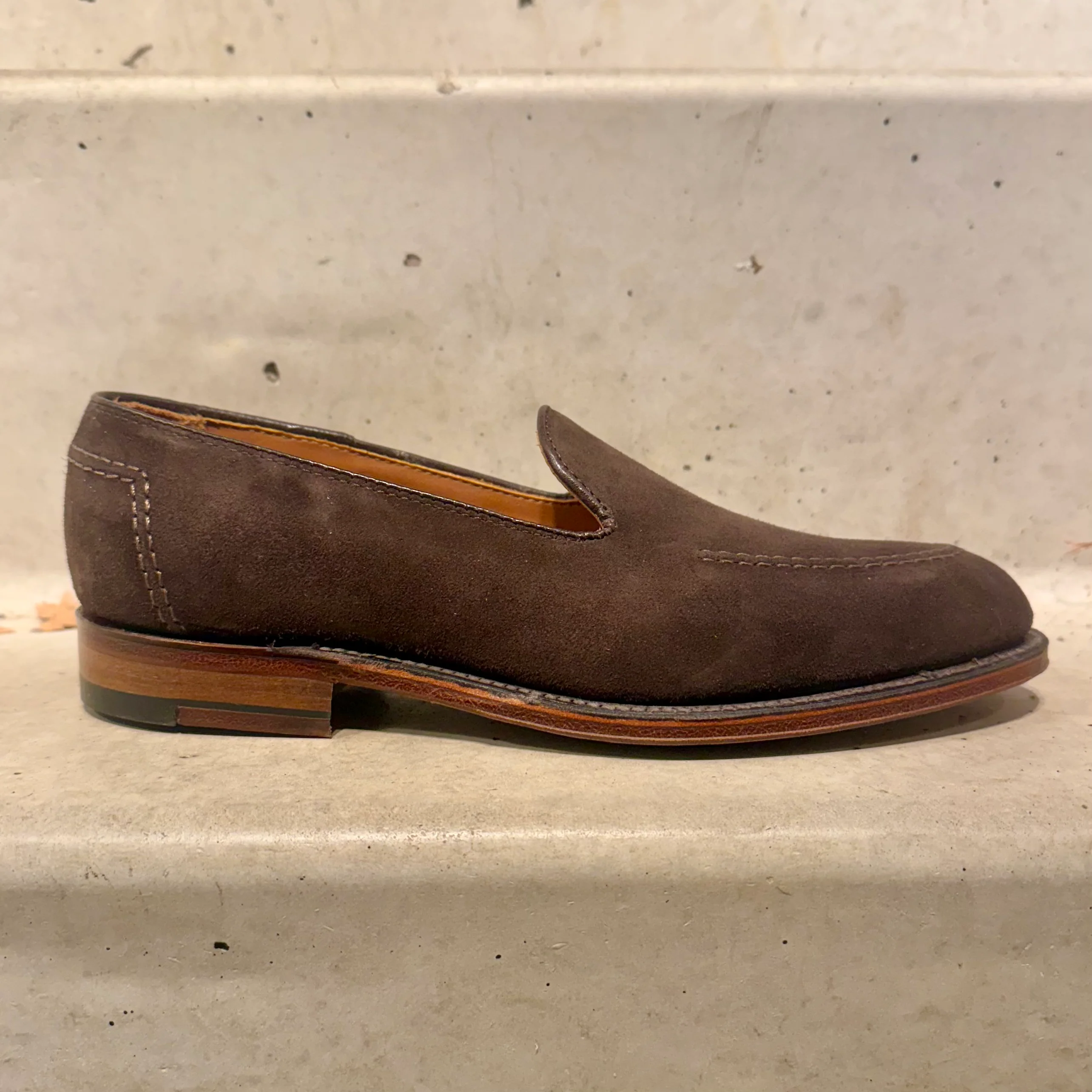 D5105 - Vanderbilt in Dark Brown Suede - Image 11