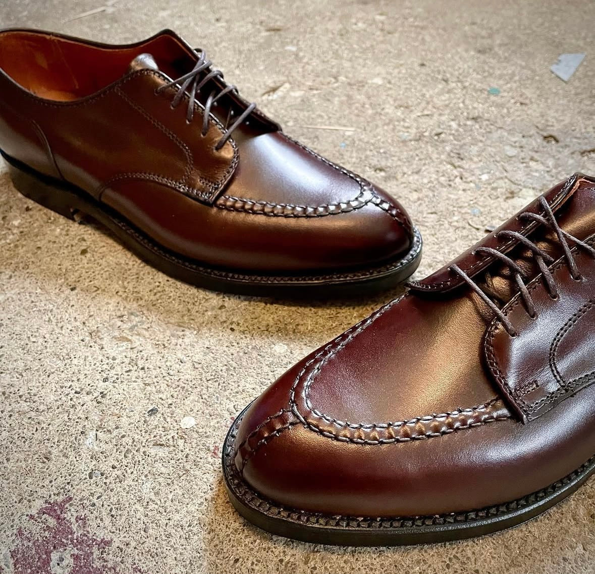 968 - Norwegian Split Toe Blucher in Brown Calfskin - Image 2