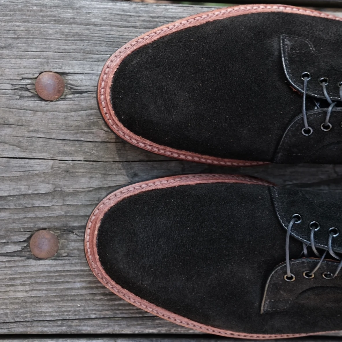D1426C - Plain Toe Blucher in Earth Reverse Chamois - Image 4